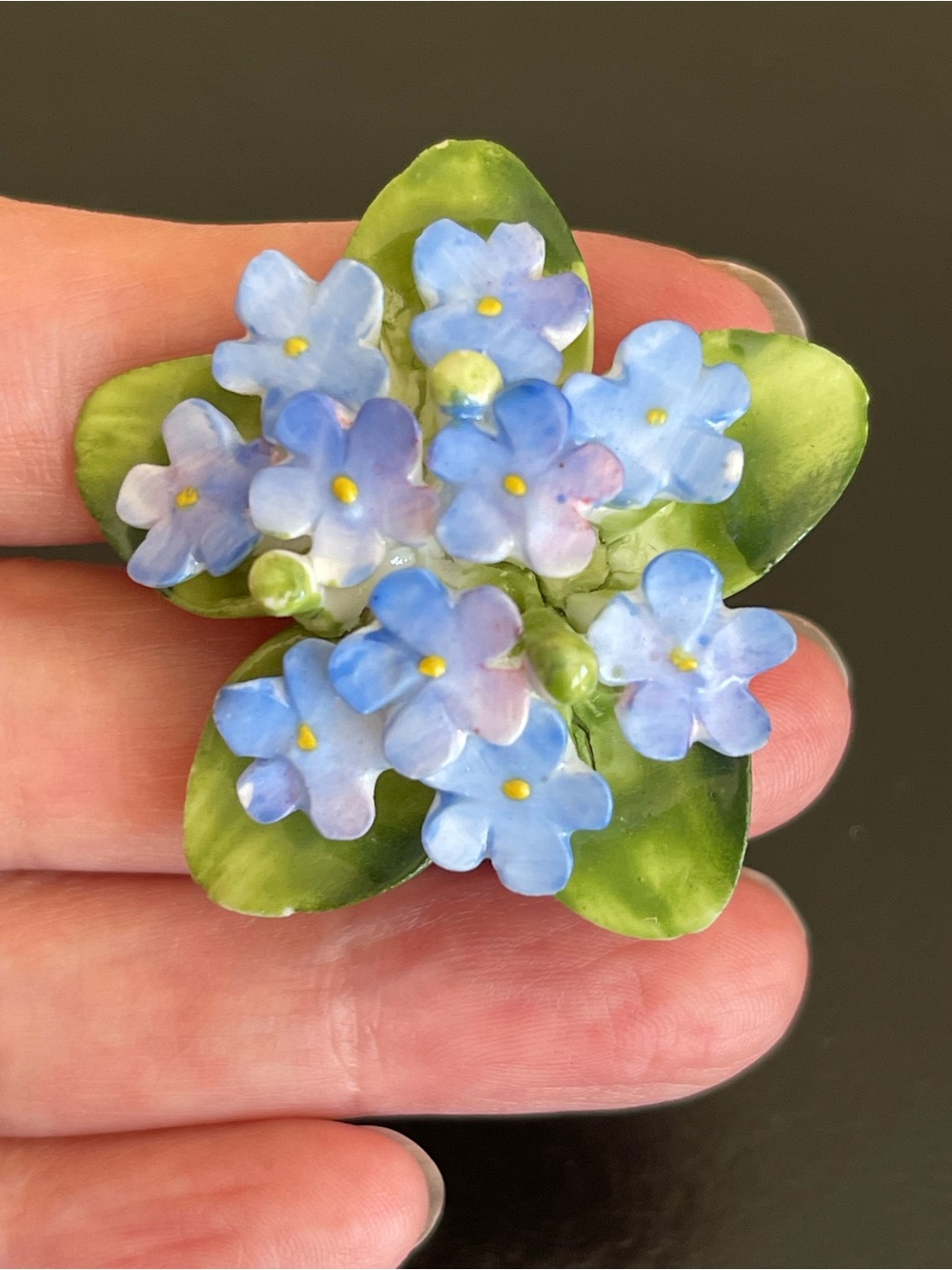 Vintage Staffordshire cara china forget me knots,England,handprint brooch.